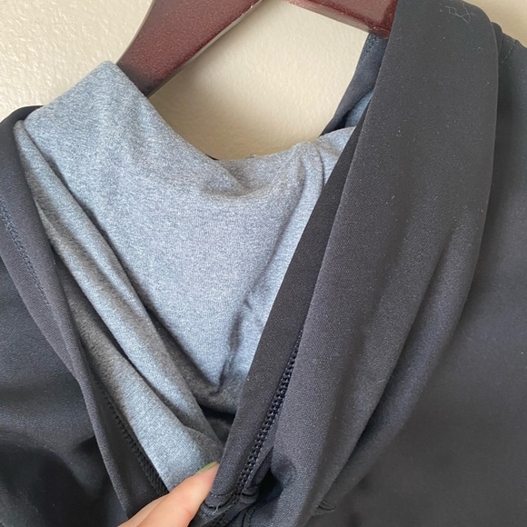 The North Face Black White Large Logo Fleece Hoodie - Picture 7 of 10